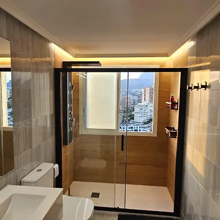 Skyline Luxury *